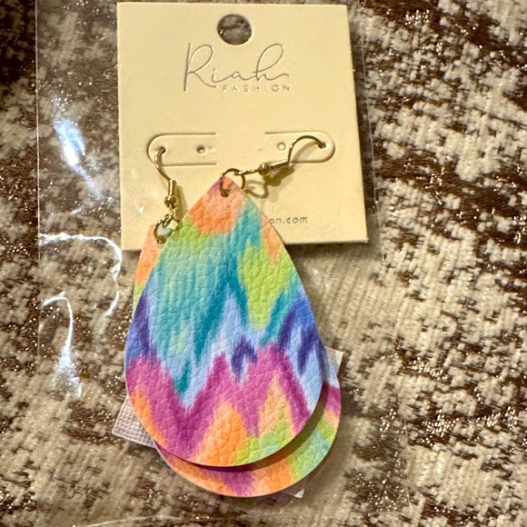 riah fashion Jewelry - Riah Fashion Multicolor Teardrop Earrings